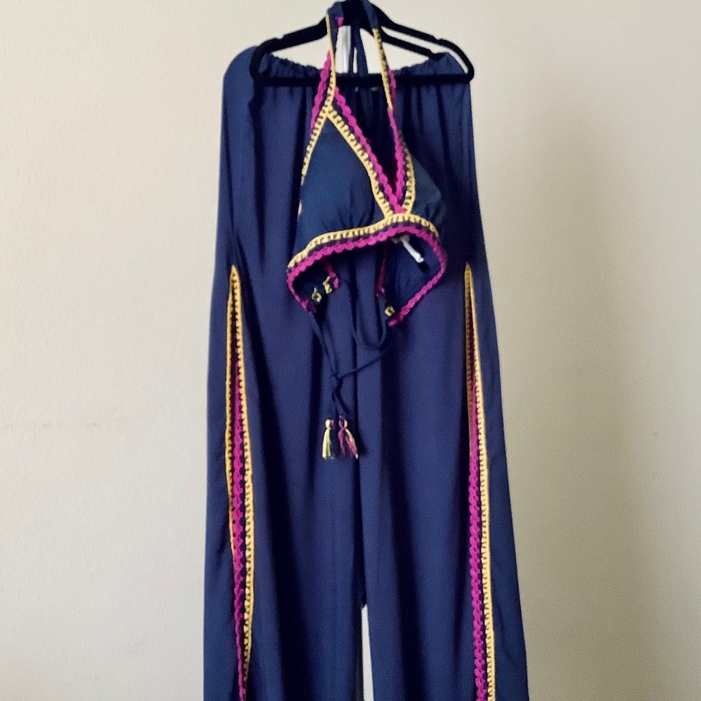 BECCA New (without Tags) Bikini Top & Pants / Size M / D